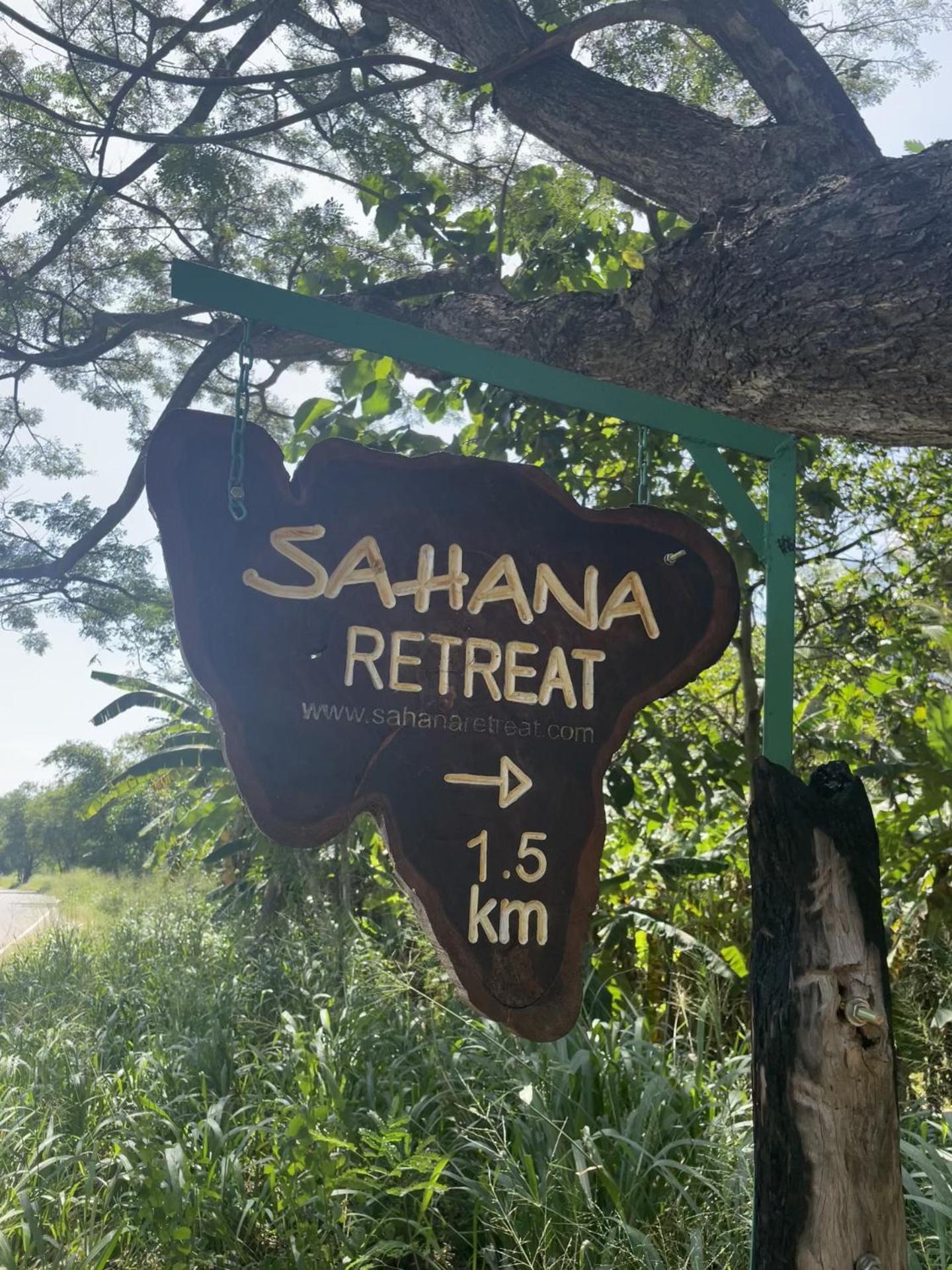 Sahana Retreat Farm stay *